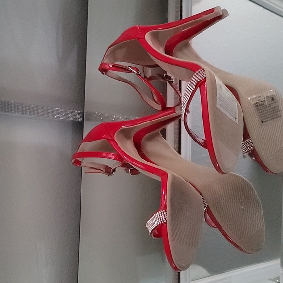 BRAND NEW DELICACY RHINESTONE ANKLE STRAP WOMEN'S HEELS - Picture 9 of 15